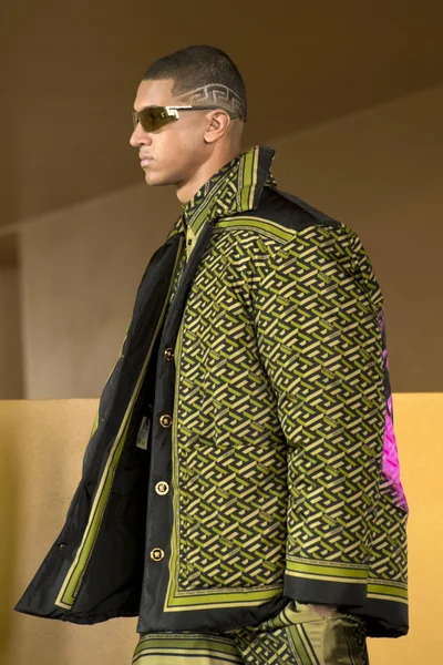 Look 21